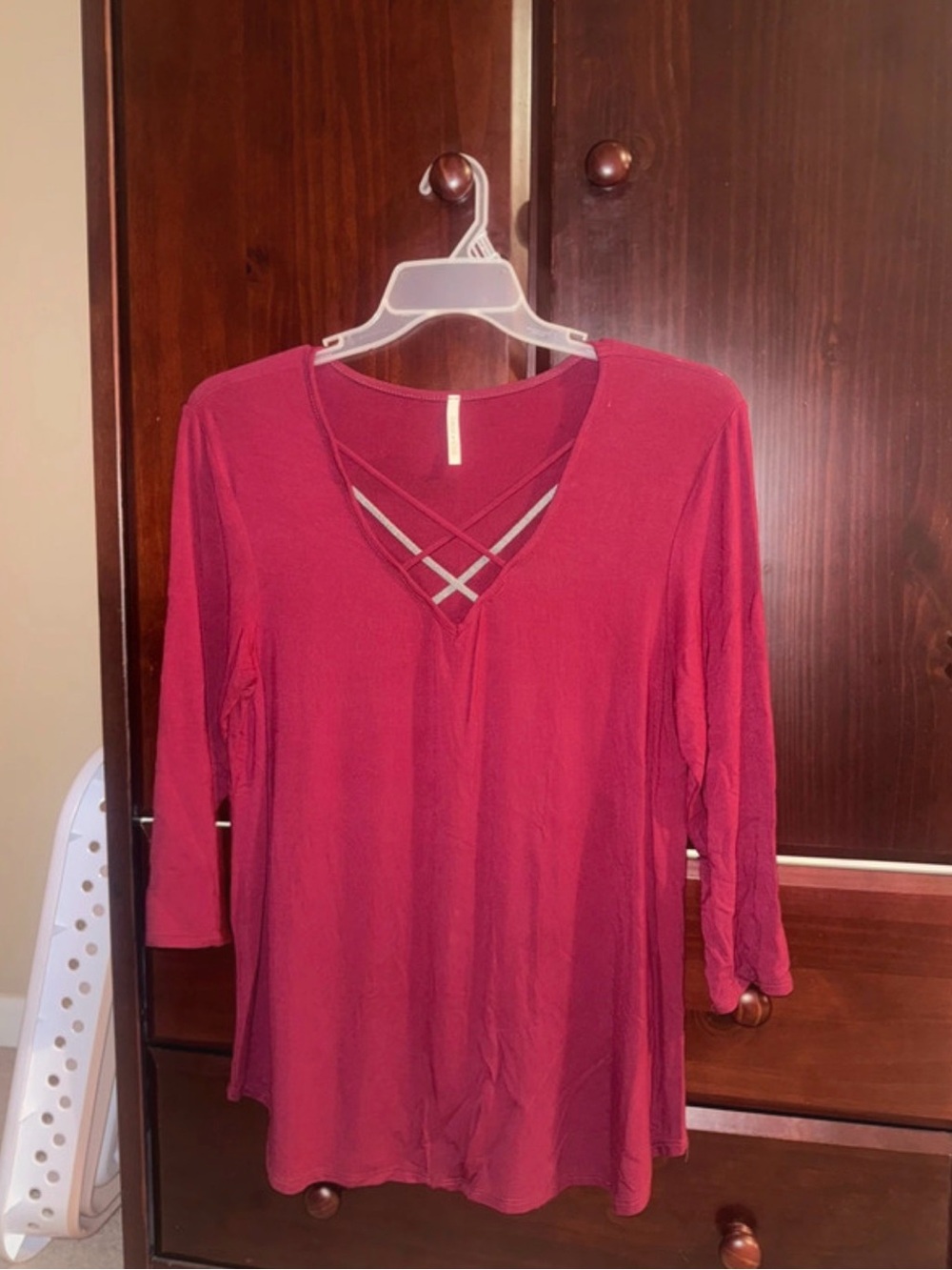 Women's Crisscross V-Neck Long Sleeve Top - Wine